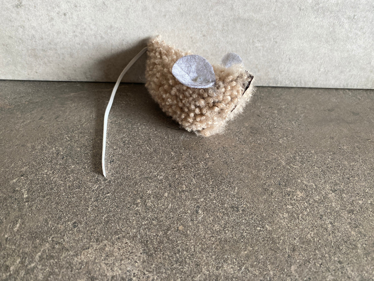 Sheepskin Cat Toy - Lambkin Woolly Mouse for Feline Fun - Pritti Kitti Boutique